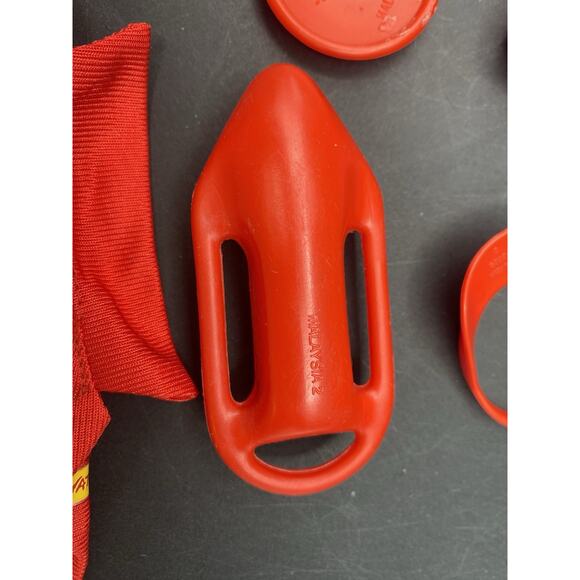 Vintage '90's BAYWATCH Barbie Original Accessories & Clothes - Picture 11 of 13